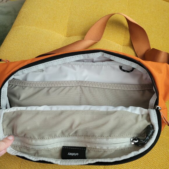 Orbitkey Urban Sling 6L - Picture 2 of 6